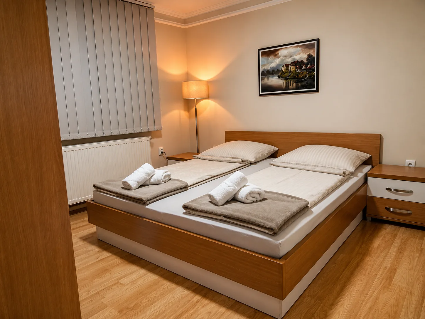 Royal apartman Negotin — topao enterijer spavaće sobe